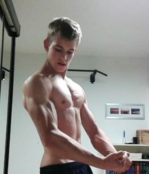 flexing fotos 5ab00978a47eb.jpg