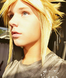 blond bombshells 5ab25c623cfa9.jpg