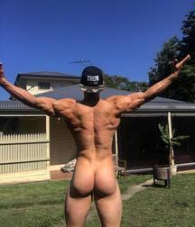 men of beauty 5ab25ca555977.jpg