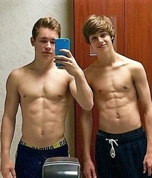 bros bare chested 5ab90bdf1bd22.jpg
