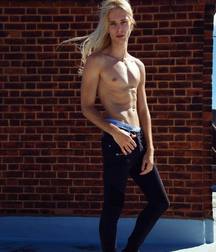 lusty long haired 5ac4136746a24.jpg