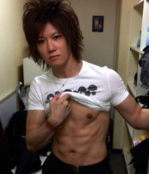 loving long haired  5b0e9d77e6e02.jpg