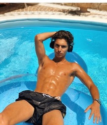 Shirtless wonders 5b48daf509767.jpg