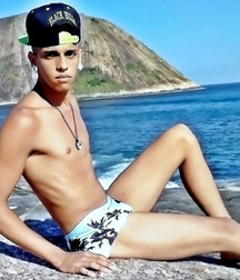 hotties for humpday 8 5b4fb62bf1c7f.jpg