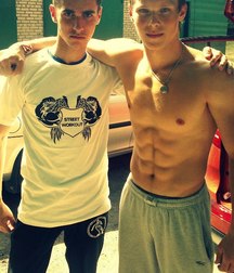 Tuesday's hotties  5b6a414c8b1f1.jpg
