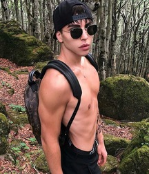Tuesday's hotties  5b6a4176859e5.jpg