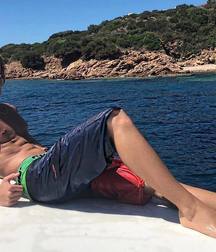 shirtless sweeties 5b9bbce89de78.jpg