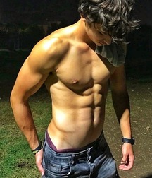 shirtless sweeties 5b9bbce997824.jpg