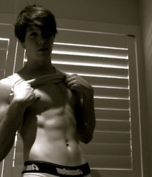 think twinks 4 5bacf4d19bd92.jpg