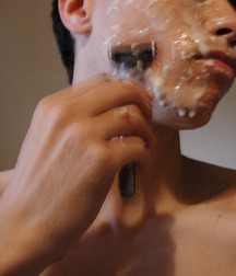 a little snack 5bc0cc3c74125.jpg