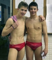 bulging bros 5bc8f4cf66d18.jpg