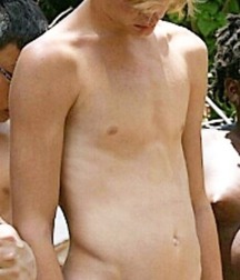 pecker pics 5bedbceecdbbf.jpg
