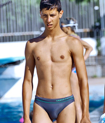 shirtless sweetness 5bedbf3ea291c.jpg