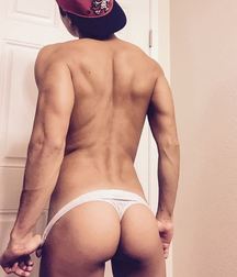 twink 1 5c00166b3980f.jpg
