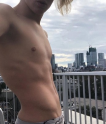 humpday hotties 21 5c08071b817b8.png