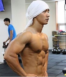 pics for kicks 33 5c0ab267768fd.jpg