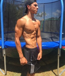 shirtless sweetness 5c1d91124b288.jpg