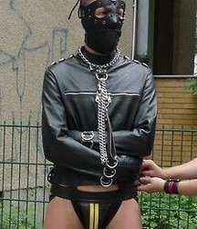 friday's fotos 5c26308141c29.jpg