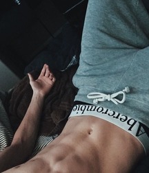 manic Monday 84 5c4f2d0d29cbb.jpg