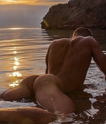 butt cracks 5c5ad3e77d383.jpg