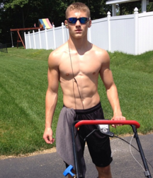 topless twinks 5c6f6b58b36d6.png
