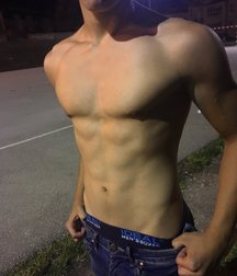 topless twinks 5c6f6b6932ae4.jpg