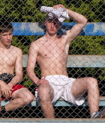 topless twinks 5c6f6b87bce10.jpg