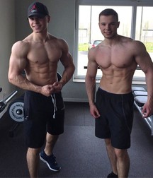 shirtless wonders 5c7888659d92d.jpg