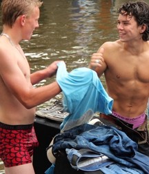 shirtless wonders 5c78886be5d87.jpg