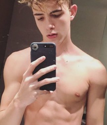 topless twinks