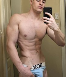 topless twinks 5c7de2f208539.jpg