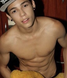 shirtless wonders 3 5c98dc23d86ce.jpg
