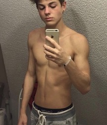 shirtless wonders 3 5c98dc284b8c8.jpg