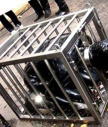 kinky set 5c9d6de9a0e73.jpg