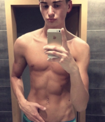 bulging boys 5ca23c1dc292d.png