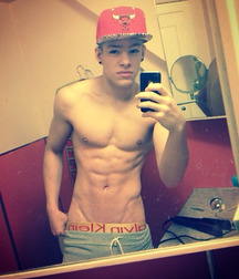 bros barechested 5ca61cbbd7225.jpg