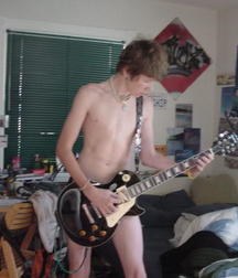 playing my song 5cabe1210a525.jpg