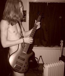 playing my song 5cabe16925271.jpg