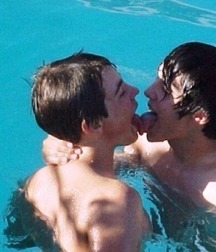 affection 5caf5e905c1d8.jpg