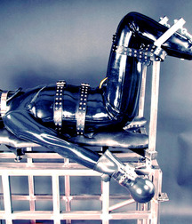 extreme kinkiness 5caf5f3fb1f9e.jpg