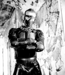 extreme kinkiness 5caf5f4a886b9.jpg