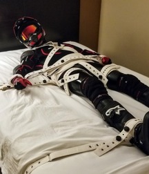 extreme kinkiness 5caf5f530151f.jpg