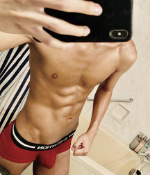 showing sixpacks 5cb276509ce90.jpg