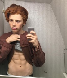 showing sixpacks 5cb27651baacc.jpg