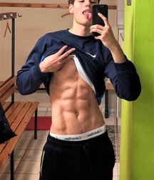 showing sixpacks 5cb276540b084.jpg