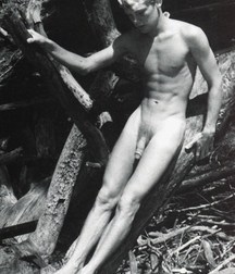 nude in nature 5cb4ab67e8d25.jpg