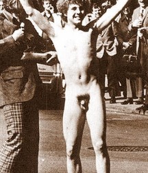 nude in nature 5cb4ab761257e.jpg