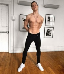 twink 5cb8e774ddea1.jpg