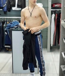 twink 5cb8e78033670.jpg