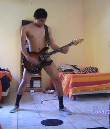 cock rock 5cbfae436ea8b.jpg
